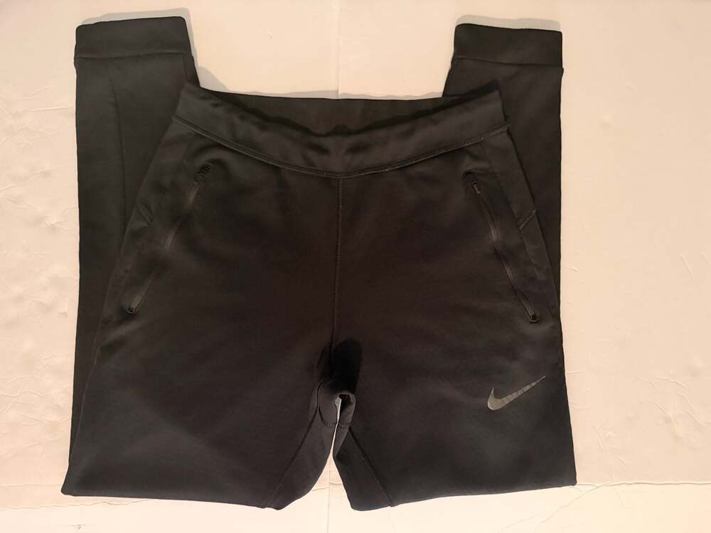 Nike Dri-FIT Black Thermal Athletic Pants Joggers with Zipper Pockets